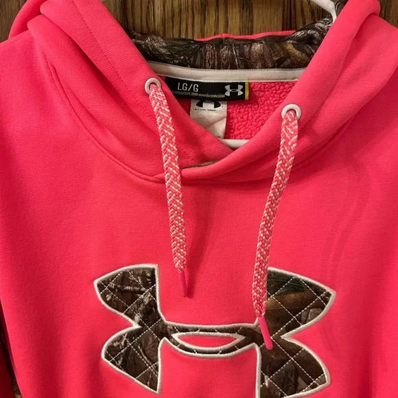 Under Armour Blaze Pink Camo Pullover Hoodie Fleece Sweatshirt Size Large - Picture 2 of 8